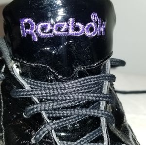 Black patent leather Reebok size 8 fun fashion shoe